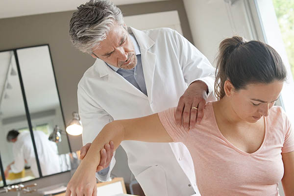 Shoulder Specialist Doctor in pune 